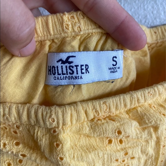 ❌SOLD❌HOLLISTER STRAPLESS ROMPER - Picture 4 of 4